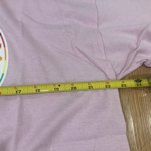 FREE ADD-ON 🆓 NWOT Mens NHL Ottawa Senators pink t-shirt with logo, size XL - Picture 7 of 8